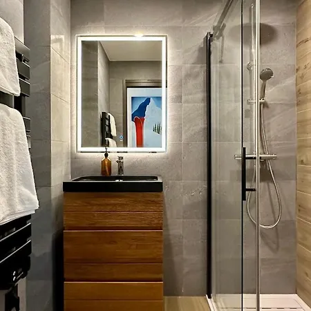 Center & Unique Mountain View Lägenhet