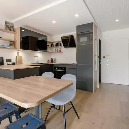 Lägenhet Center & Unique Mountain View